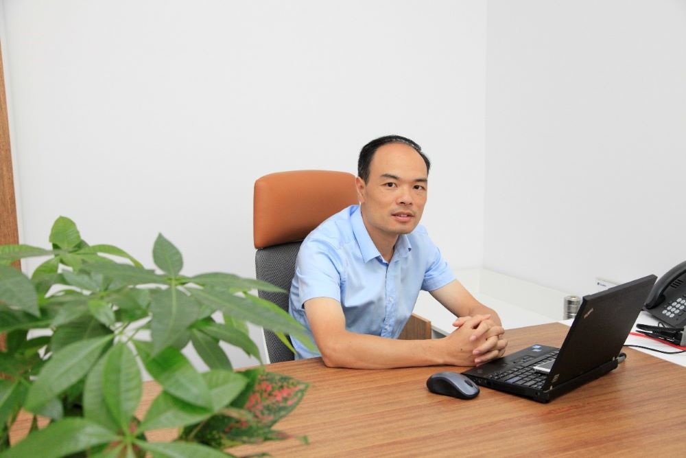 巅峰国际官网-钻营健全,你我一路成长