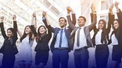 2019跨除夕，，，，，，致敬奋战在年结一线的巅峰国际官网人