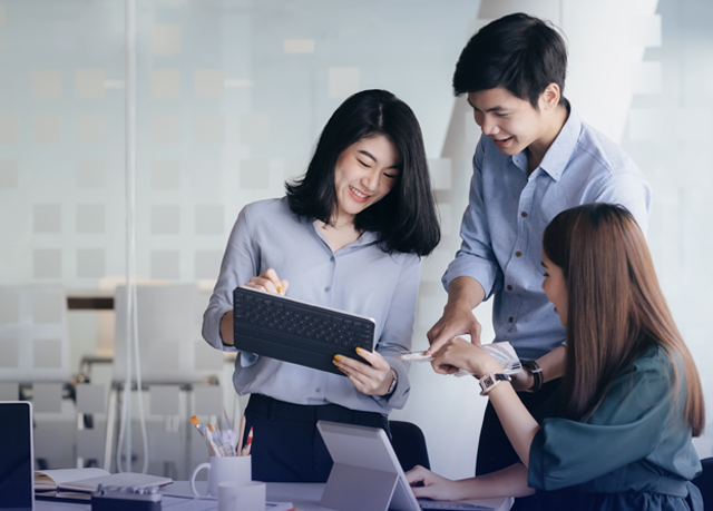 诠释巅峰国际官网